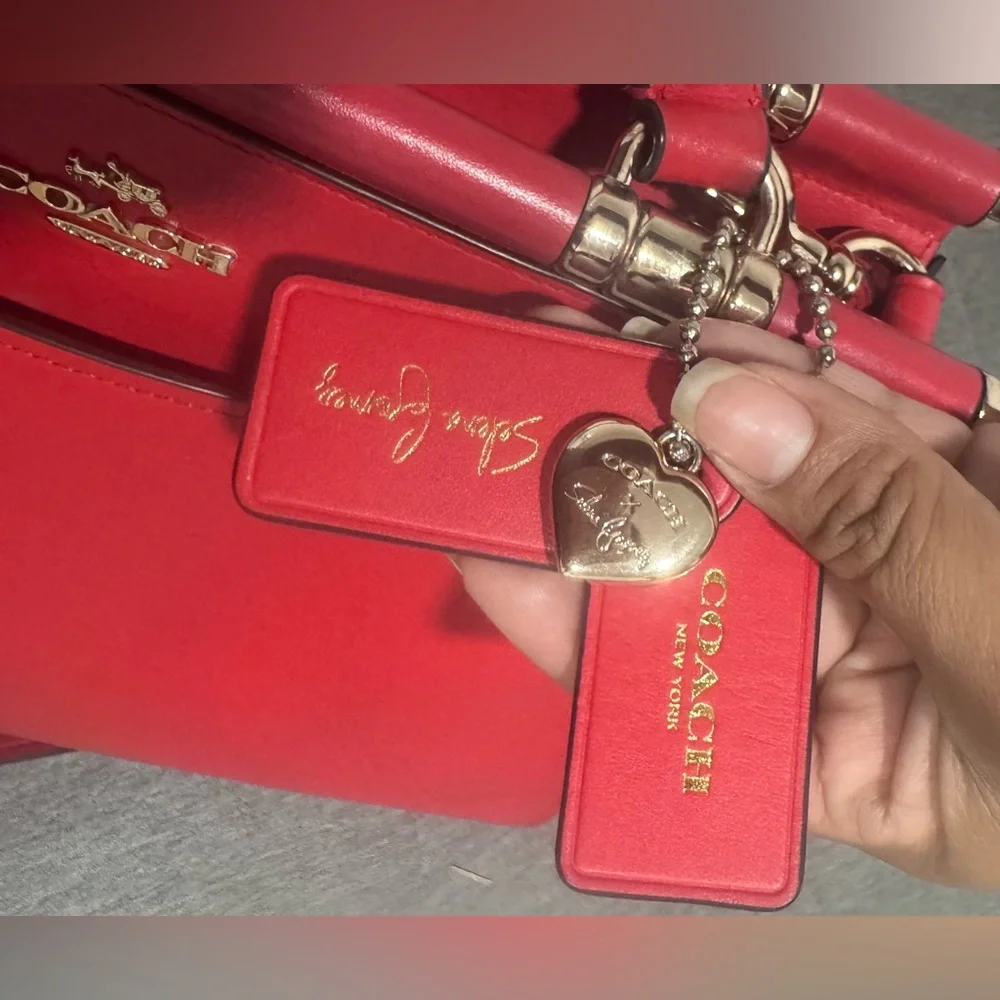 Sold!! Limited edition Coach X Selena Gomez Cherry Red Leather Satchel - Picture 4 of 16